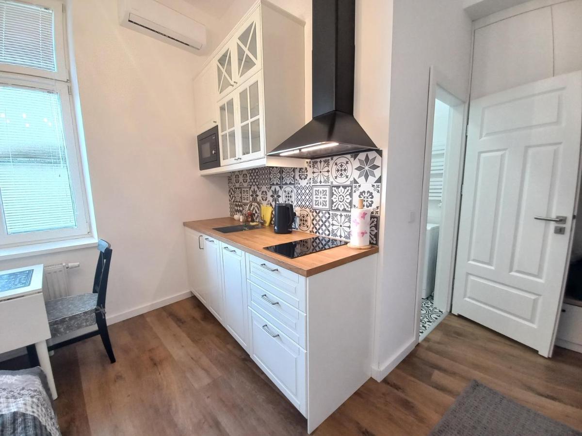 Jewish Quarter - Old Town Apartments Красков Екстериор снимка