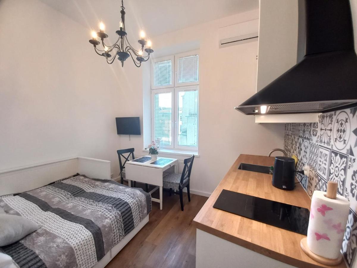 Jewish Quarter - Old Town Apartments Красков Екстериор снимка